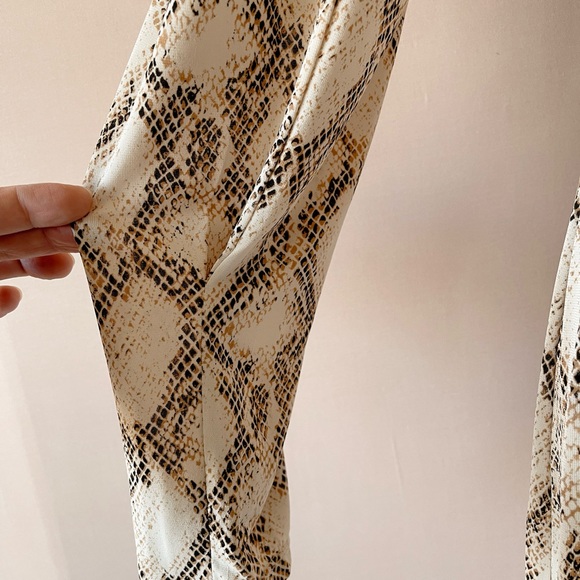 BCBG MAXAZRIA Snake
Embossed Dress Tan Python Size M - Picture 7 of 10